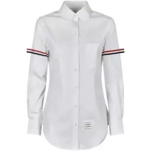 톰브라운 MUST IT_THOM BROWNE 26SS 포플린 암밴드 클래식 라운드 칼라 셔츠 FLL019E 03113 100)