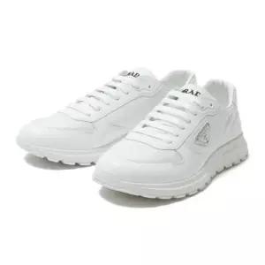 프라다 MUST IT_PRADA 26SS 프랙스 01 리나일론 및 브러쉬드 가죽 스니커즈 2EE443 3LF5 F0009)