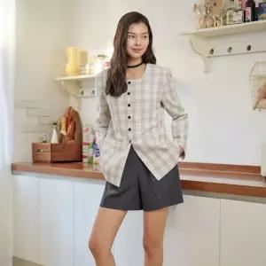 [롯데백화점]씨씨콜렉트 스퀘어넥 타이 체크 자켓 C262MSF031