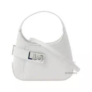 페라가모 MUST IT_여성 간치니 미니 호보 크로스백 21 5943 OPTIC WHITE 0769172