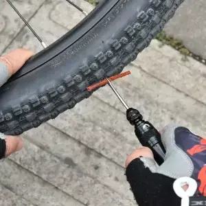 휴대용 튜브리스 자전거 어 수리 키트 내구성 있는 패치 사용이 간편한 최신 MTB 로드 바이크용