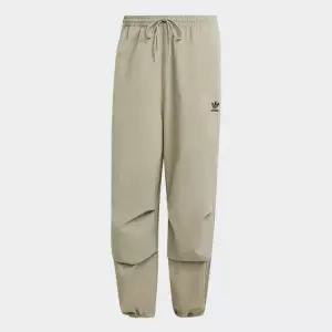 매장정품 ADIDAS 아디다스 남여공용 파라슈트 팬츠 IZ4849 IZ4849_DR 1690969