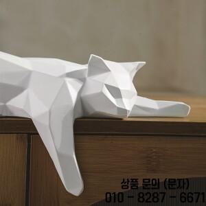 흰색 검은 고양이 동상   테이블 선반 장식 거짓말 홈 오피스를위한 기하학적 현대 방 조각