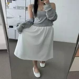 편한 허리 밴딩 화이트 롱 스커트 A라인 이 끈쪼리