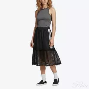 아디다스 KZ4765 블랙 레이스 스커트