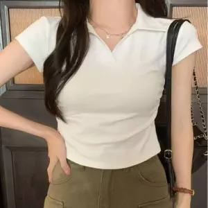 여성 깔끔한 슬림핏 캡소매 카라 브이넥 셔링 티셔츠여자 크롭 타이트 여름 캐주얼 데일리룩