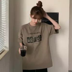 여성 오버핏 반팔티셔츠 브이넥 여름 크롭티 무지 프린팅 면티
