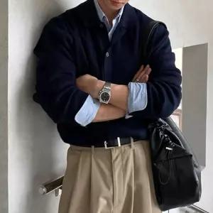 네이비카라 니트스웨터 남자 가디던 미니멀 데일리룩오피스 남친코디 멀룩 남성패션 겨울 트렌디 데일리