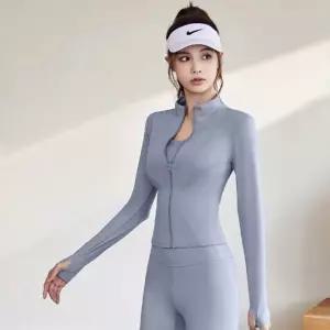 슬림핏속건성 스포츠 집업 자켓 129-000071 운동 긴팔 속자 레져용 트레이닝 여성 여자재킷