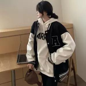 [하프클럽/셀럽하우스]여성 얇은 오버핏 알파펫 자수 야구점퍼 바시티자켓