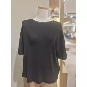 러브앤쇼 배색 박시 티셔츠 LCFIPTS07 3450321