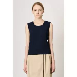 BCBG 스퀘어넥 슬리브리스 니트 탑 B3M4K311 1120859