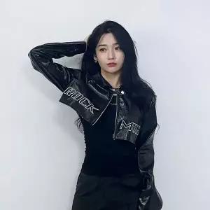 [하프클럽/셀럽하우스]y2k 락모어 레더 숏 크롭 가죽자켓 힙한 라이더자켓