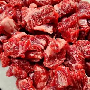 국내산 투뿔 한우 국거리 1kg 미역국 육개장 소고기