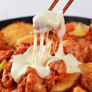 [춘천닭갈비]국내산 닭으로 만든 순살 춘천닭갈비 1kg x 2 + 치즈 2봉
