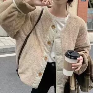 셀럽하우스 여자 직장인 겨울 출근 룩 리버시블 양면 누빔 점퍼