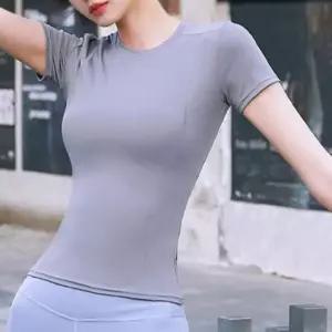 셀럽하우스 허리 절개라인 포인트 여자 슬림핏 액티브 반팔티