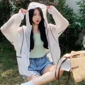 셀럽하우스 후드 여름점퍼코디 오버핏 바람막이