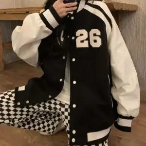 셀럽하우스 여성 배색포인트 봄가을 데일리 스포티 느낌 야구점퍼