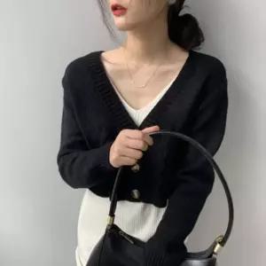 여리핏 크롭 브이넥 니트 가디건 여성 데일리룩 데이트 여친 여리 기본 간절기코디 심플 슬림
