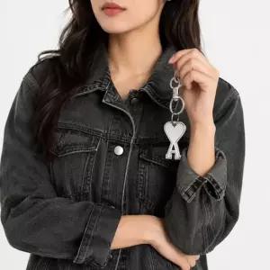 아미 하트로고 키링 UKR906 369 905)