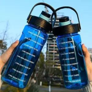 5 L/2L/3L 병에 담긴 대용량 스포츠 워터 컵 가정용 야외 위한 밀짚 플라스틱 및 타임 스탬프로 누출 방지