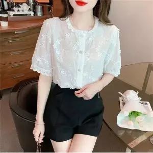 반팔티 반팔 블라우스 여성반팔의상 심플플레일룩 가벼운소재 데일리캐주얼 트렌드미니멀 여름오버사이즈	M
