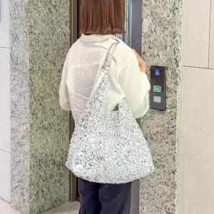 /옷자락 여자 모던 캐주얼 반짝이는 빅 숄더백