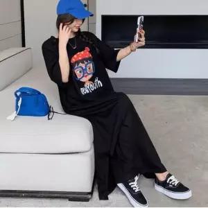 [라일리여성의류] Rly 박시 원피스 캐릭터 포인트 가벼운 캐주얼웨어
