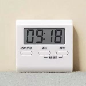 흰색 스톱워치 운동시계 스탑워치 운동소품 기록측정 요리