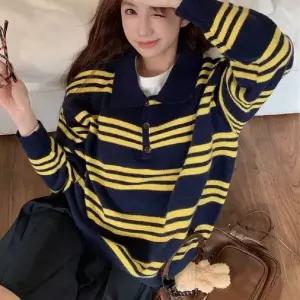 [하프클럽/]카라 배색 스트라이프 니트 긴팔 티셔츠 루즈핏 데일리 맨투맨
