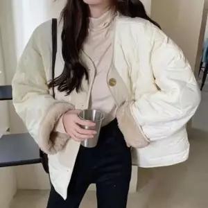 여성패딩점퍼 패딩 양면 누빔 뽀글이 노카라 경량 따뜻한 아우터