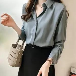 여자 세련된 오피스 룩 가을 아무 심플 블 직장인