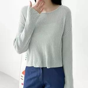 [하프클럽/셀럽하우스]세로 골지라인 루즈핏 세미크롭 긴팔 여름 니트웨어