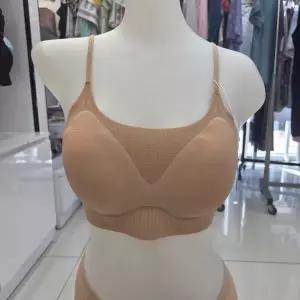 [비비안]비비안 데일리심리스 런닝형 퓨징브라BR0895R_KG_KG