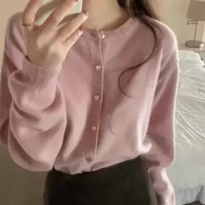 [하프클럽/]하트 데일리 버튼 가디건 러블리 니트