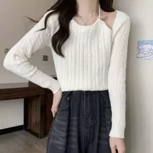 [하프클럽/셀럽하우스]홀터넥 꽈배기 니트티 볼레로 긴팔티셔츠