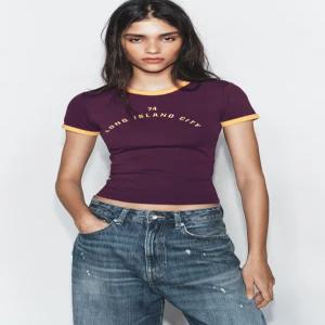 ZARA 텍스트 티셔츠 - 와인 4424/019/660