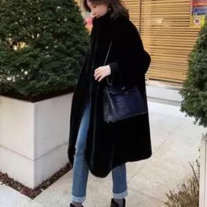 친절한탄씨 여자 겨울 카라 밍크 퍼 자켓 보들보들한 인조 모피 하프 코트 데일리 아우터