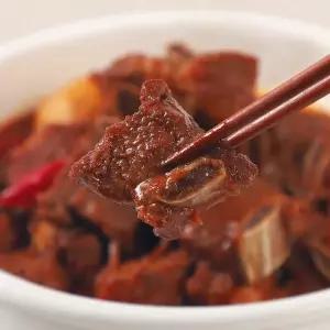 국내산 돼지로 만든 매콤 돼지갈비찜 1kg (2~3인분) x 4팩