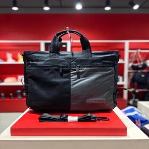 헌터 UNISEX 트래블 루센트 헬멧백 블랙 HEMK305BTZBLK 597927