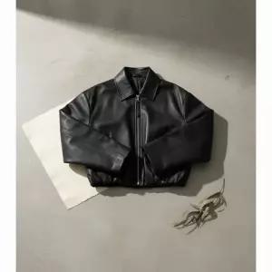 로에베 LOEWE 26SS 나파 램스킨 드레이프 가죽 자켓 S540Y34L30 1100