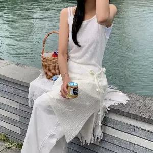 핫핑 [바캉스룩/레이어드] 마틸리 펀칭레이스 언발란스 미니원피스+코사지 타이set