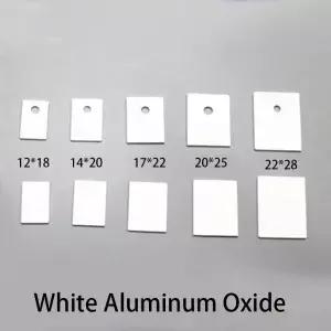 TO3P/220/247 12/14/17/20*18/20/22/25*0.6/1mm 구멍 알루미늄 산화물 알루미나 절연 열 전도성 세라믹