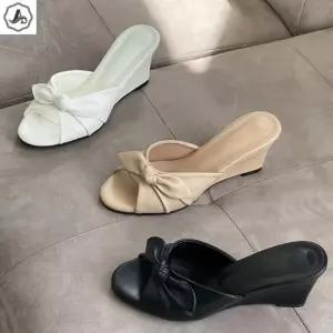 [애슬릿] 리본 뮬 슬리퍼 사이드 매듭 발편한 통굽 웨지 키높이 7cm