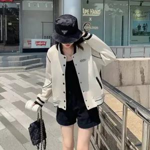 친절한탄씨 여성 바시티 야구점퍼 레터링 자수 포인트 크롭 숏자켓 간절기 아우터 여성야구점퍼