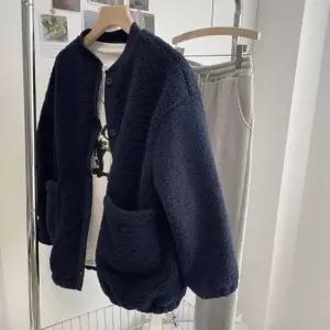 친절한탄씨 여성 오버핏 양털 후리스 자켓 루즈핏 보아털 집업 겨울 데일리 아우터 포켓 점퍼 플리스