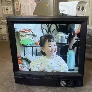 레트로 TV 옛날 옛날물건 오래된 14인치 옛날티비 흑백 빈티지 카메라랜덤발송 노란색 1 14인치 카메라랜덤발송
