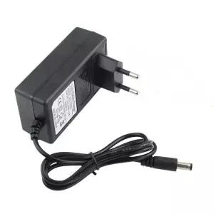 4.2V 8.4V 12.6V 16.8V 21V 22V 23V 24V 25V 25.2V 26V 1A 2A 3A 18650 이온 배터리 충전기 또는 진공