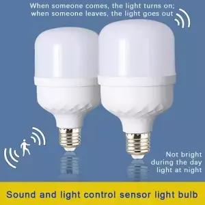 자동 ON/OFF 전구 센서 모션 LED 램프 스마트 음성 활성화 에너지 절약 조명 220V